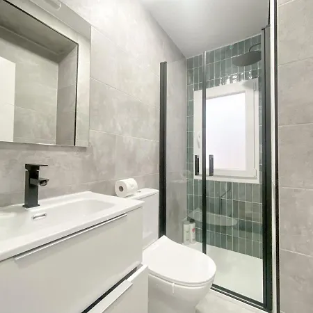 Lejlighed Moderno Piso Centrico Al Lado De La Playa Gijón