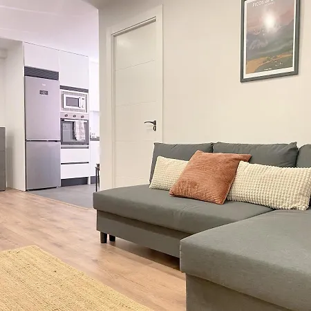 Moderno Piso Centrico Al Lado De La Playa