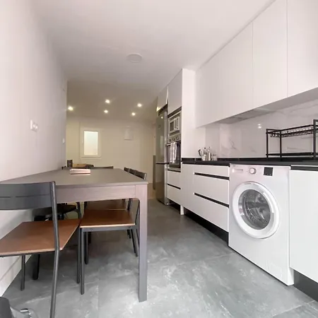 Moderno Piso Centrico Al Lado De La Playa Gijón